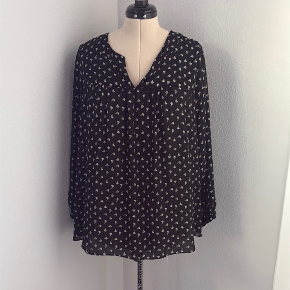 Black Relaxed Long Sleeve Blouse